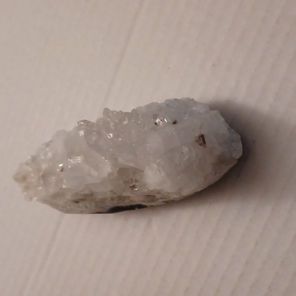 Raw White & Clear With Black Bottom Crystal - Gemstone - Picture 3 of 9